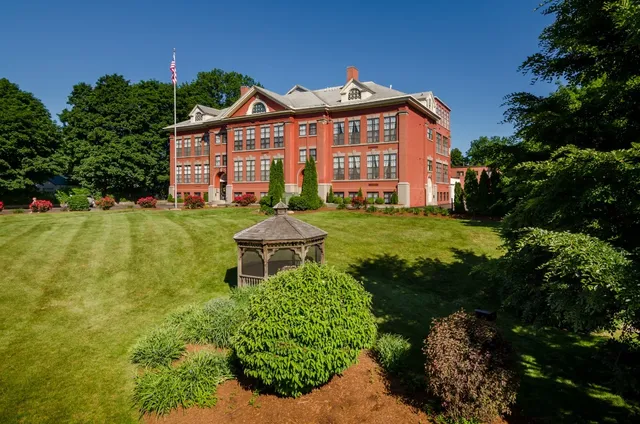 $3,200 | 231 Main Street, Owego, NY 13827