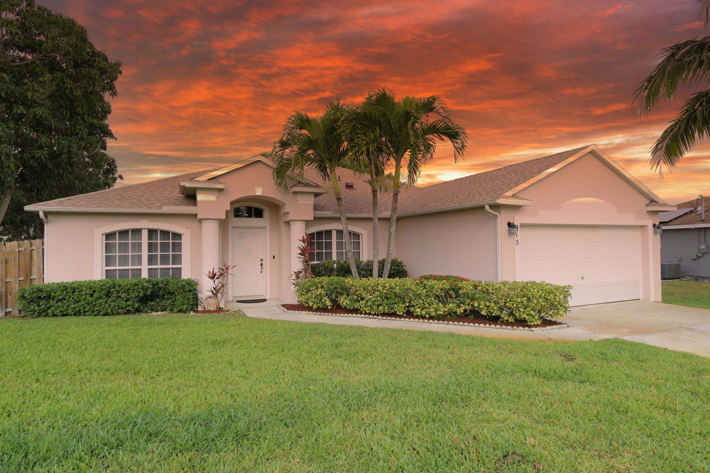 915 Southwest Harvard Road Port St. Lucie, FL 34953 - Photo 38 of 42 IMG_6918 (1)