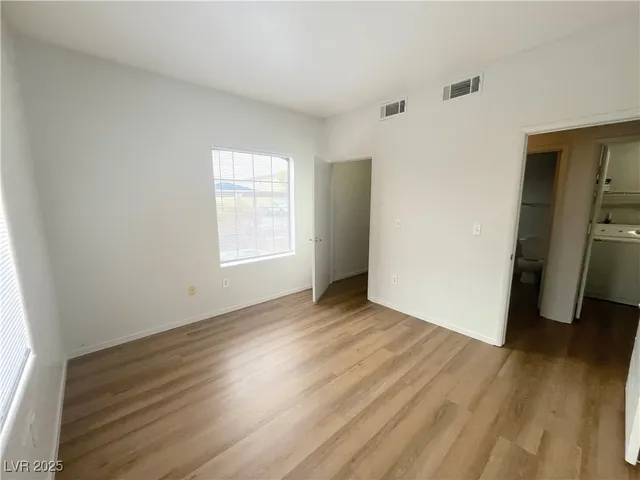 $1,200 | 2041 Hussium Hills Street, Unit 105, Las Vegas, NV 89108