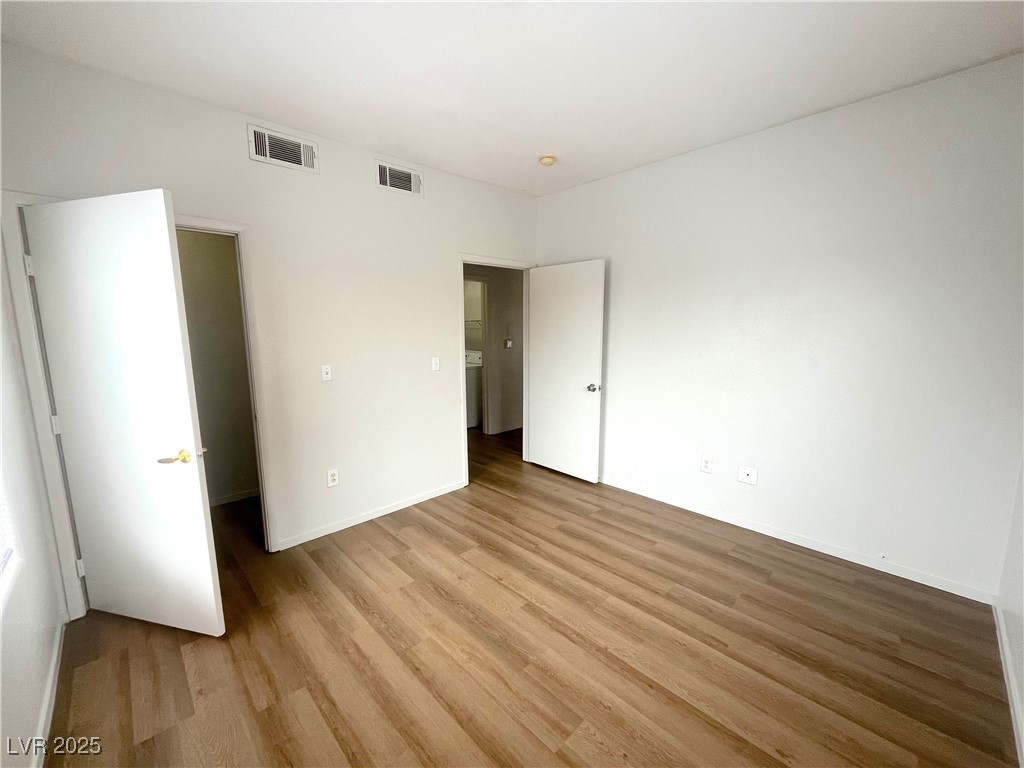 2041 Hussium Hills Street, Unit 105 Las Vegas, NV 89108 - Photo 14 of 20