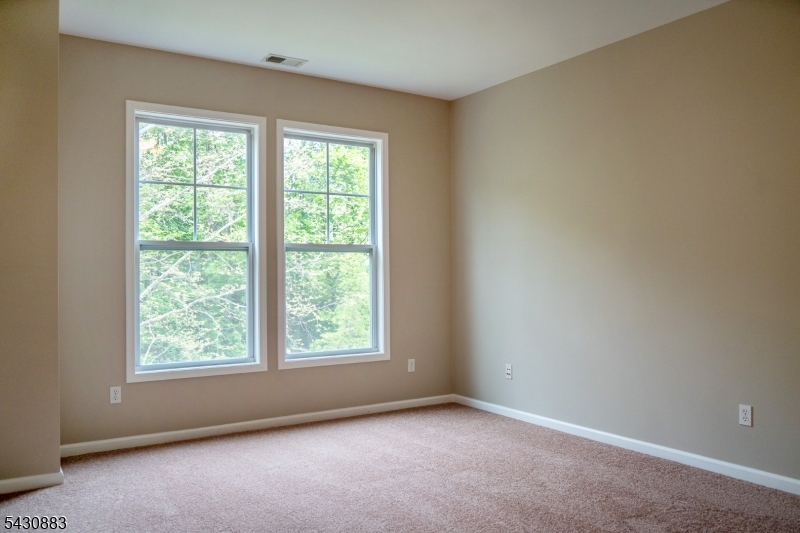 804 River Place Butler, NJ 07405 - Photo 27 of 32