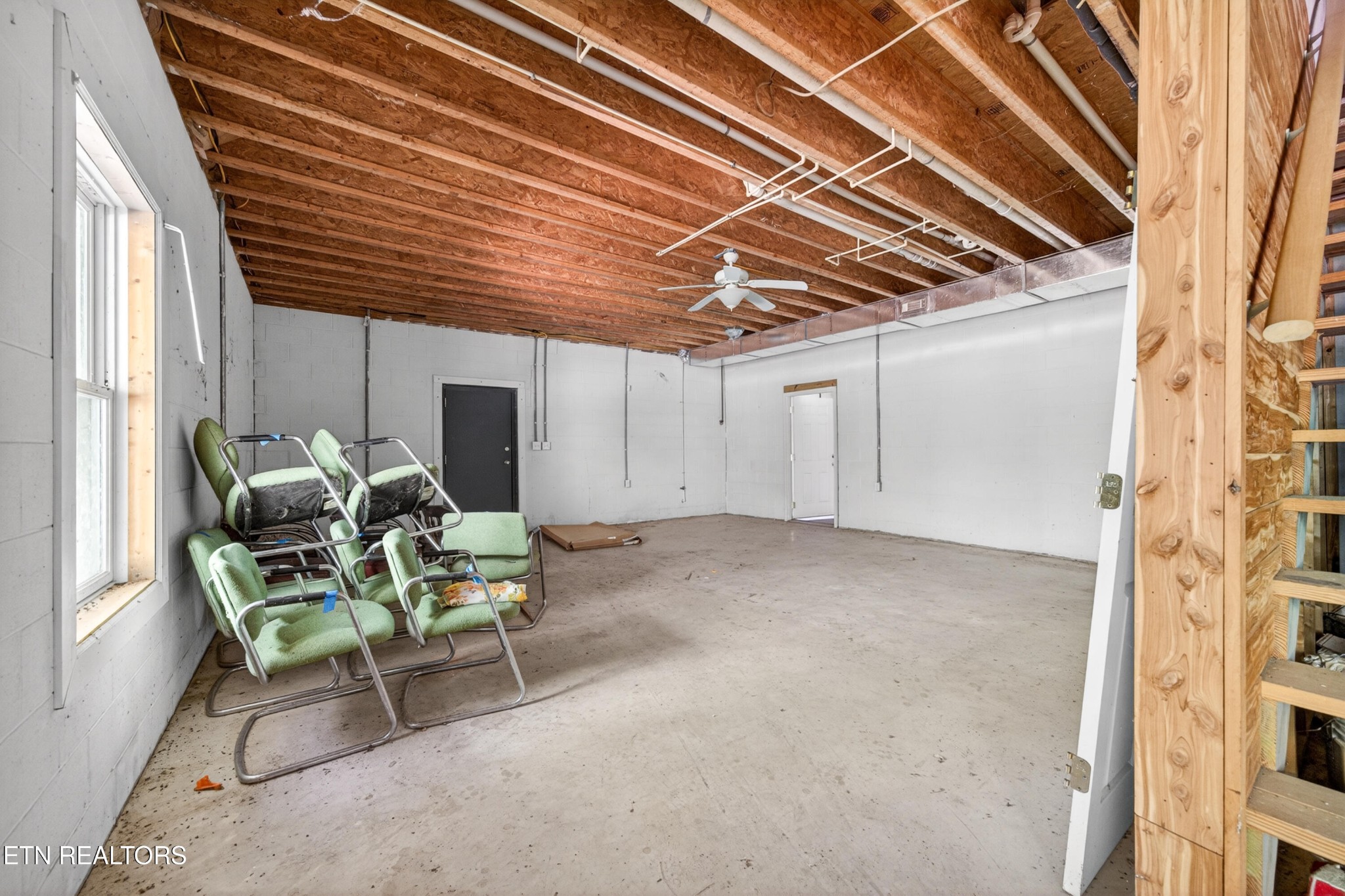 1161 Charlie Doss Road Jamestown, TN 38556 - Photo 36 of 43