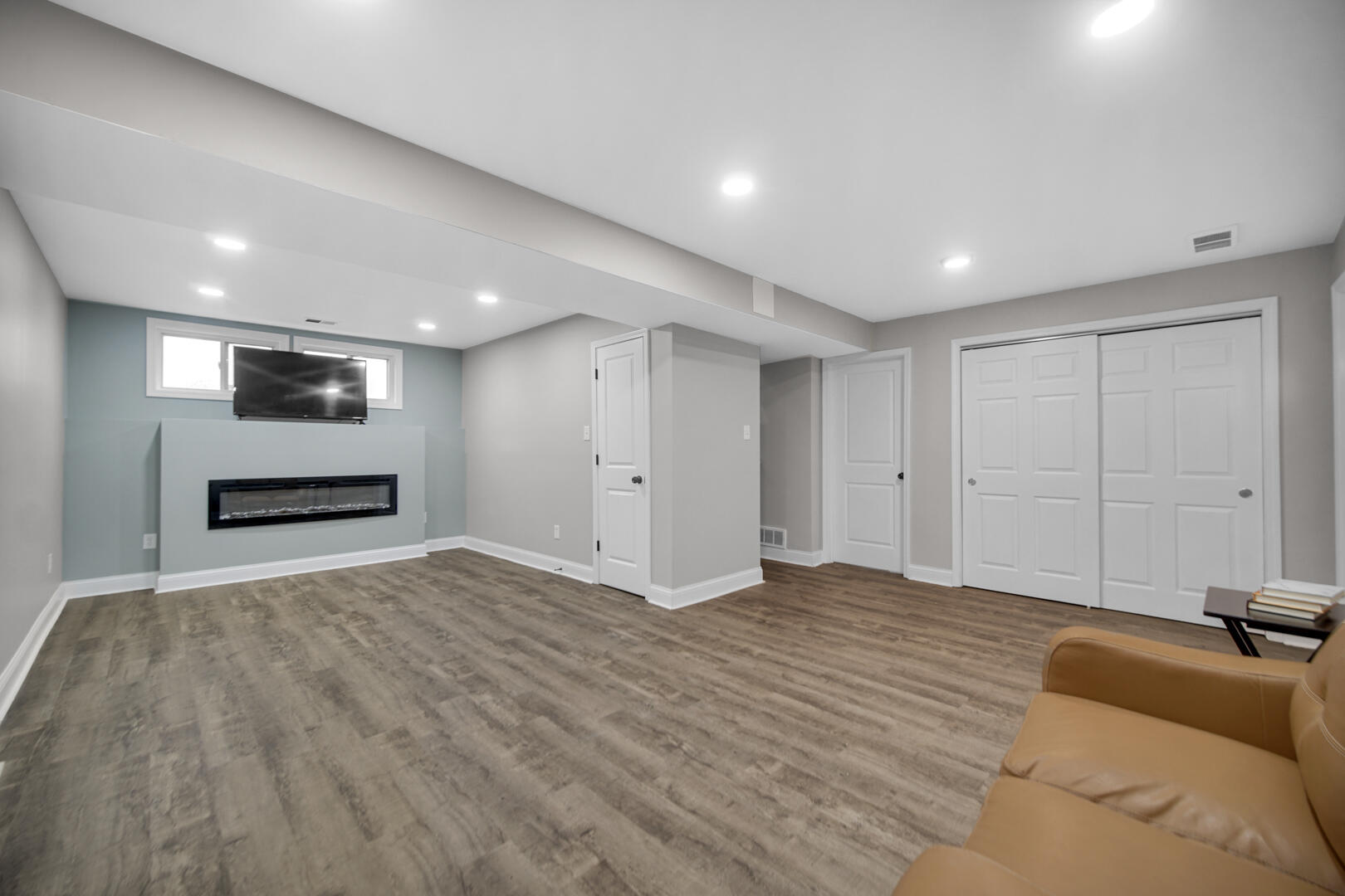 1035 Clinton Street Gary, IN 46406 - Photo 15 of 19 1620x1080