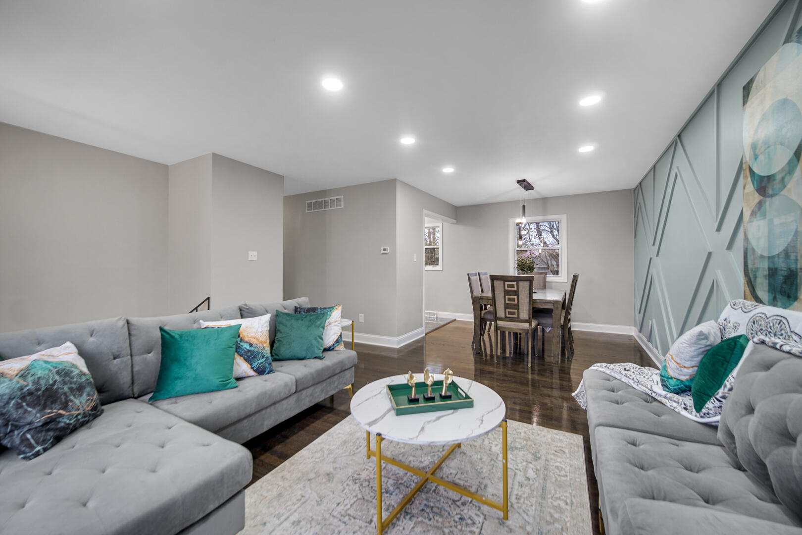 1035 Clinton Street Gary, IN 46406 - Photo 2 of 19 1620x1080