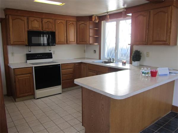 312 Townsend Hill Road Townsend, MA 01469 - Photo 7 of 13 Gallery Image 7