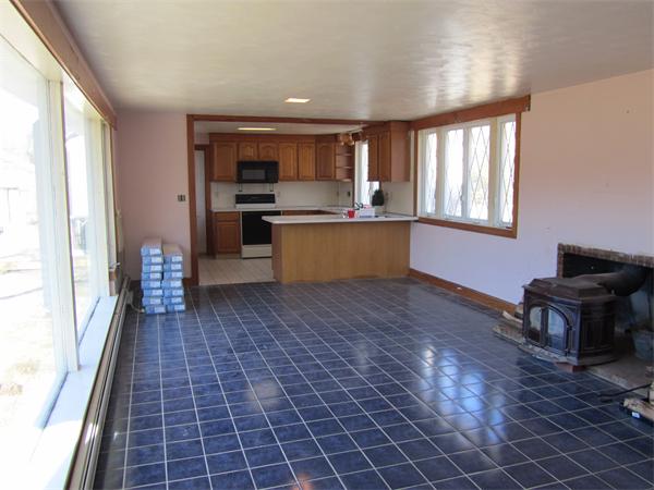 312 Townsend Hill Road Townsend, MA 01469 - Photo 8 of 13 Gallery Image 8