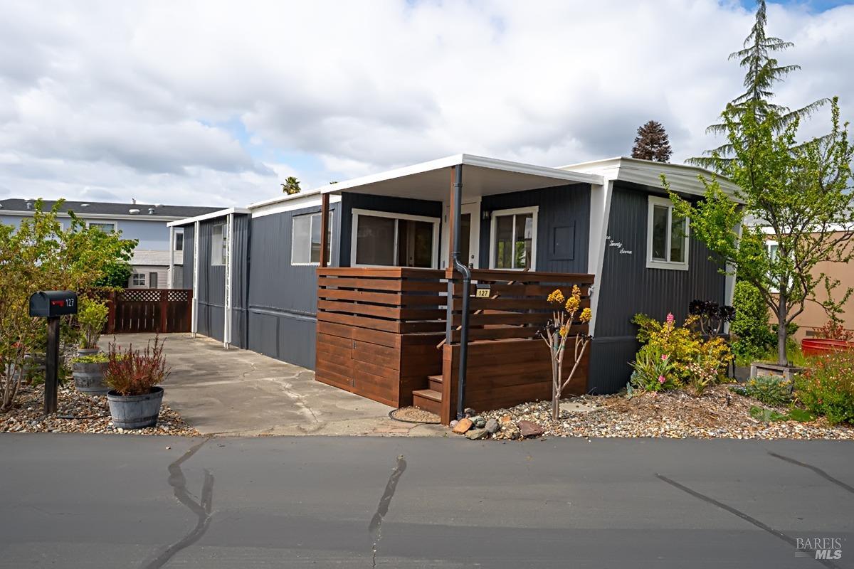 127 Coachman Lane, Unit 13 Santa Rosa, CA 95404 - Photo 1 of 1 Gallery Image 1