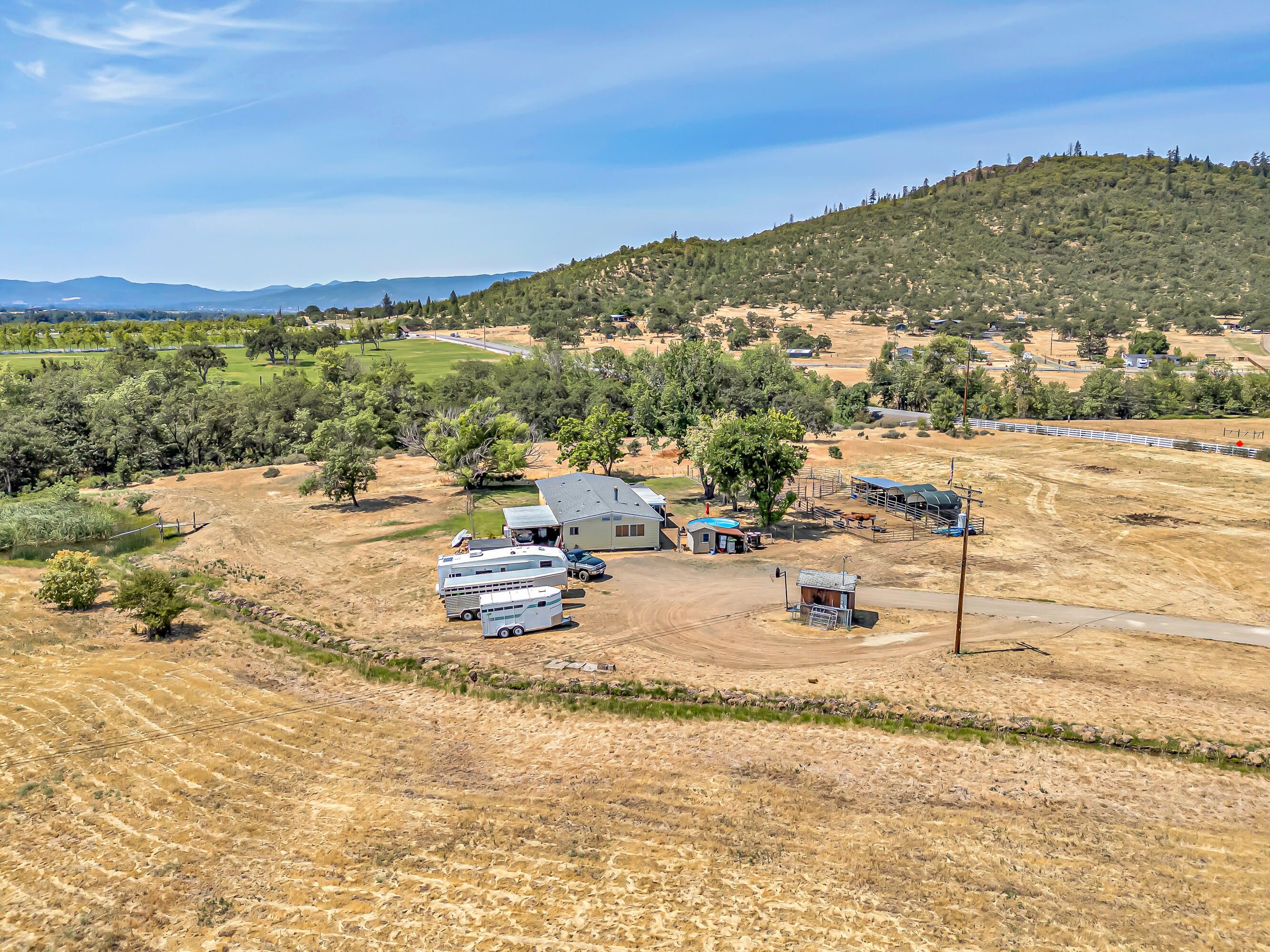 11322 Modoc Road White City, OR 97503 - Photo 44 of 53