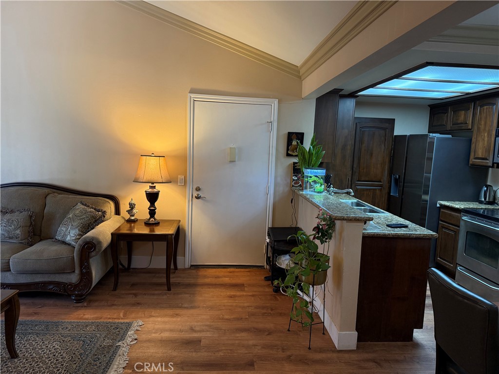 3535 Banbury Drive, Unit 94 Riverside, CA 92505 - Photo 8 of 28