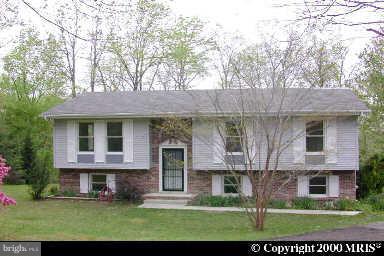 2211 Kings Landing Road Huntingtown, MD 20639 - Photo 2 of 30 Exterior (Main)