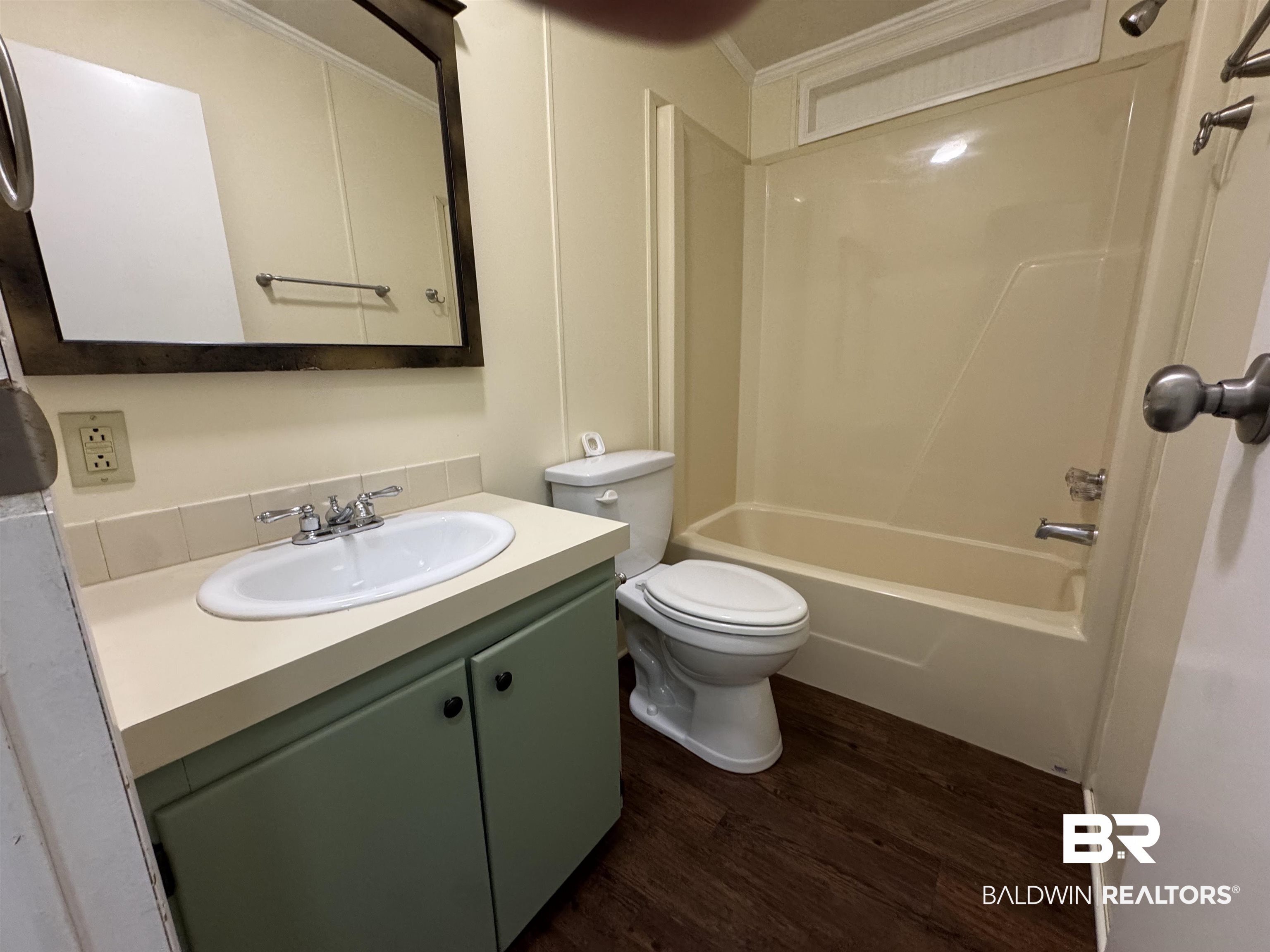 1809 Cristo Loop Lillian, AL 36549 - Photo 11 of 15 Bathroom 2
