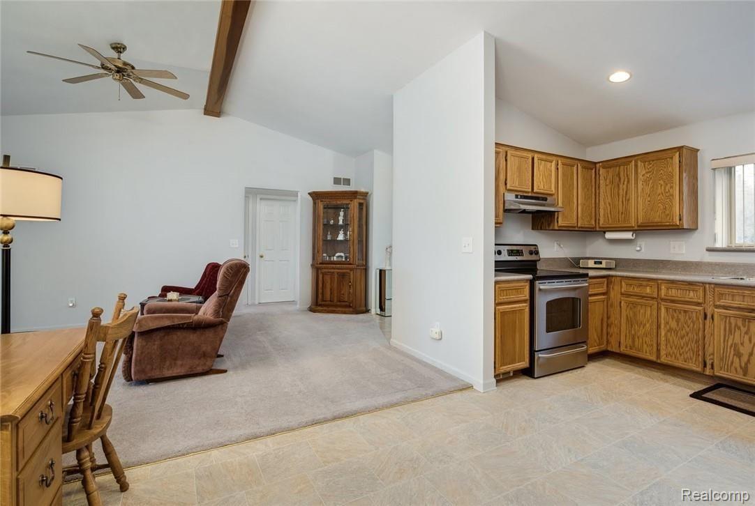 18763 Common Road Roseville, MI 48066 - Photo 11 of 23 DSC_7517.jpg