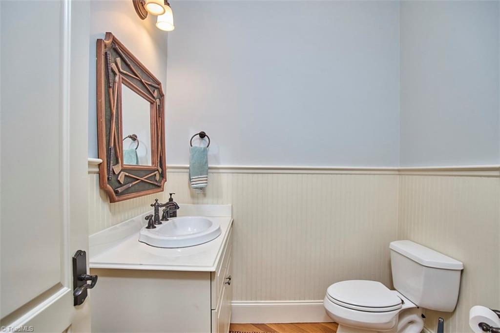3560 Kirklees Road Winston-Salem, NC 27104 - Photo 41 of 49