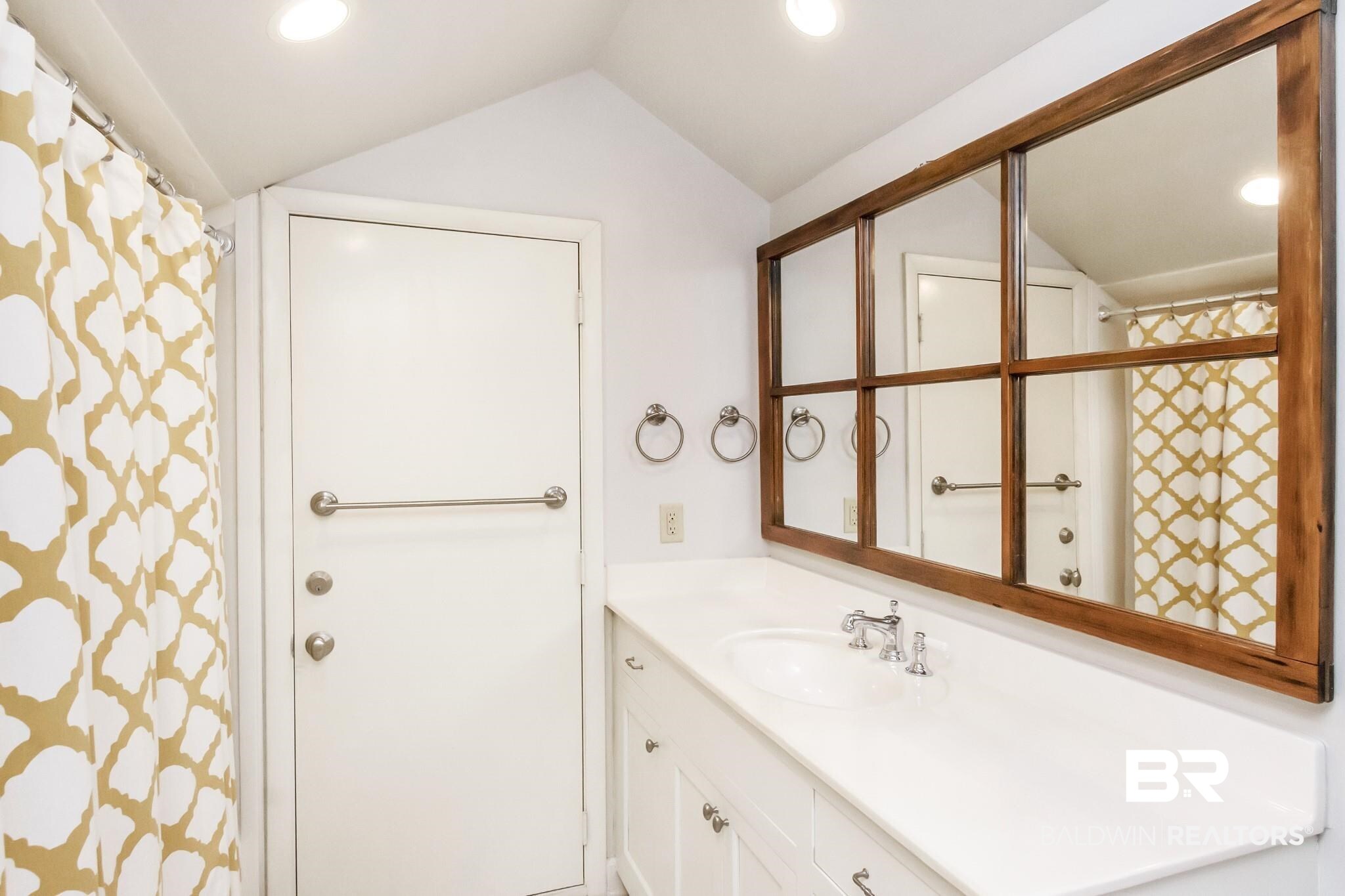 1915 Old Shell Road Mobile, AL 36607 - Photo 38 of 38