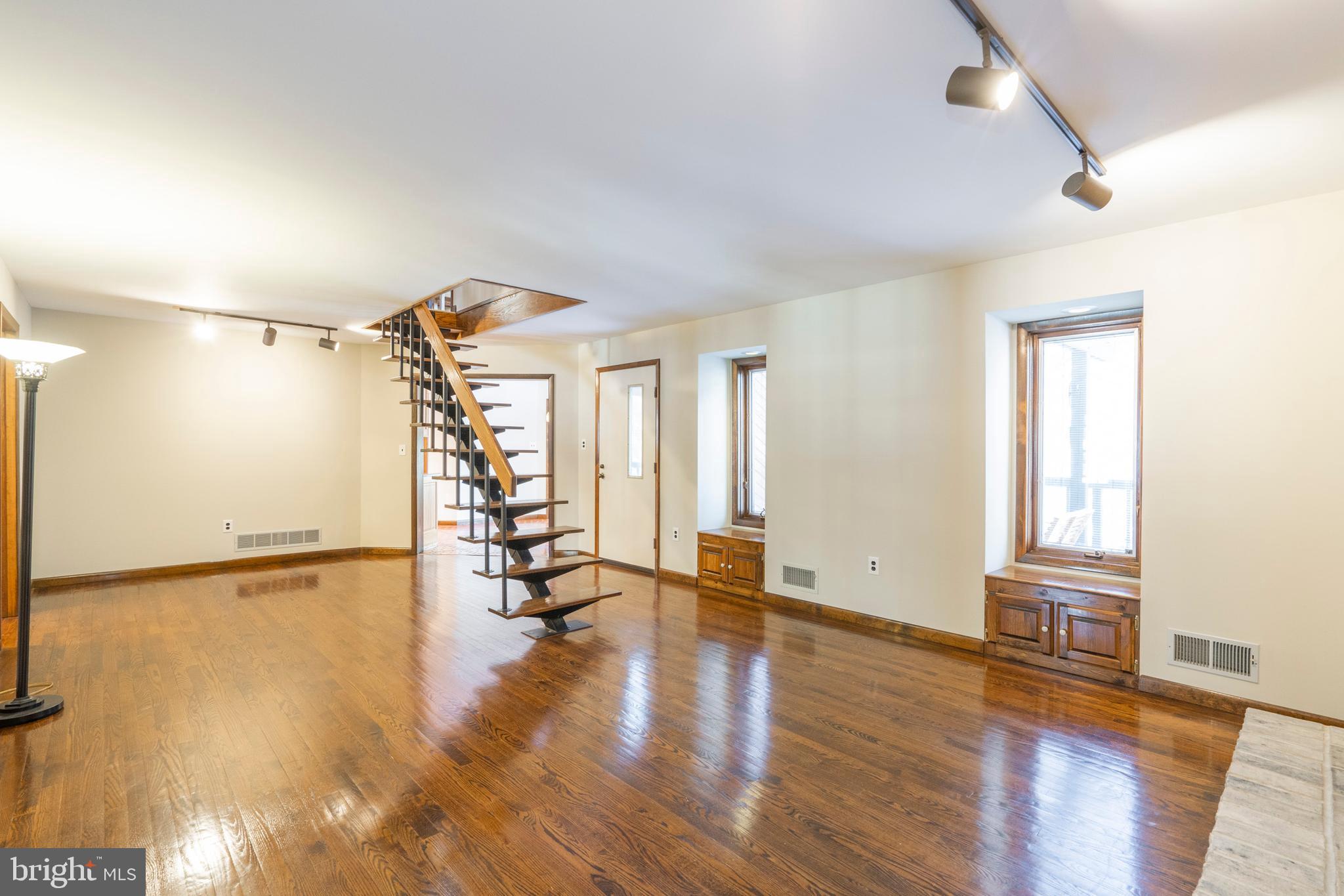 1805 Brooks Road West Chester, PA 19382 - Photo 11 of 59 Gallery Image 11