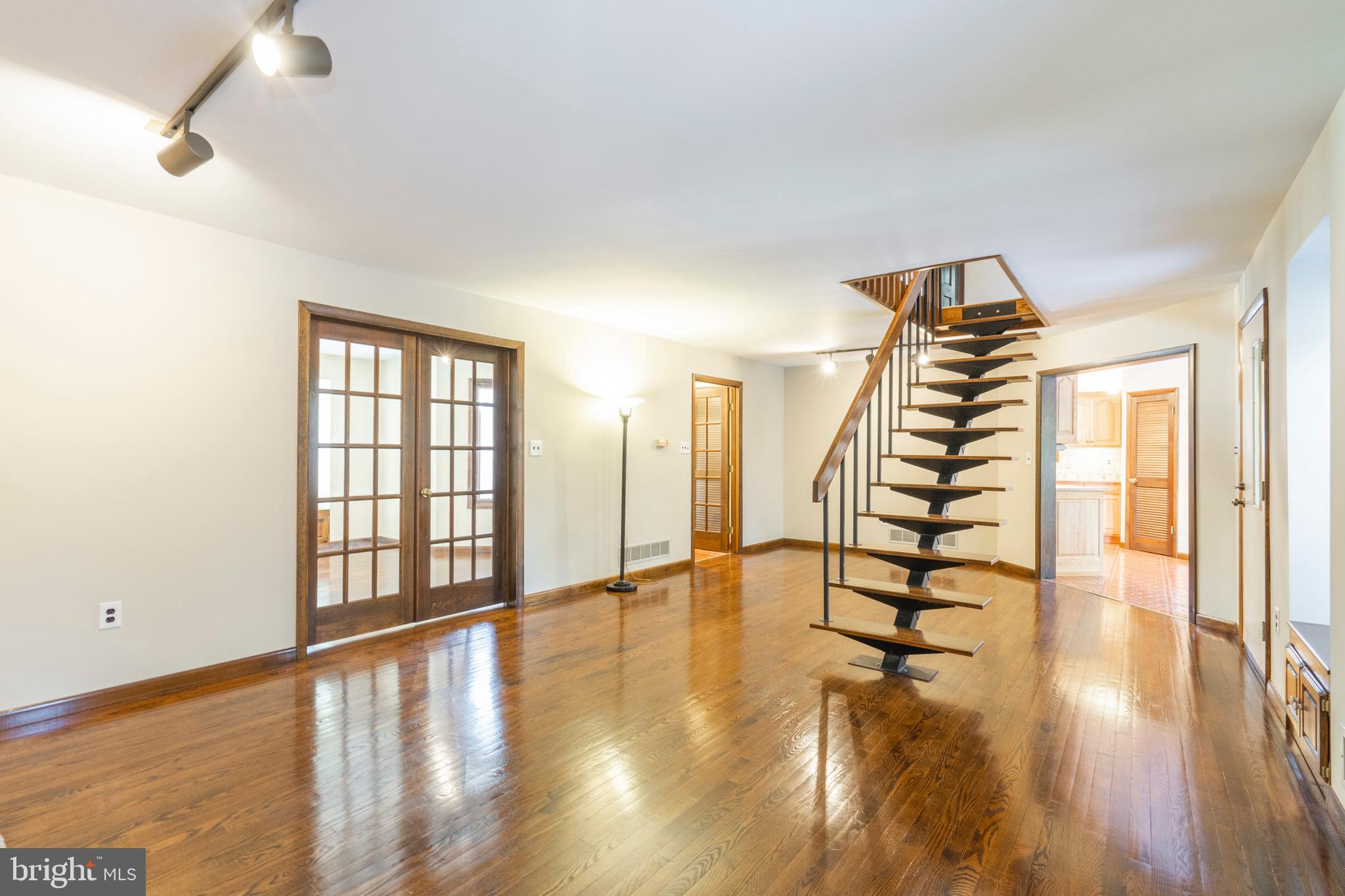 1805 Brooks Road West Chester, PA 19382 - Photo 12 of 59 Gallery Image 12