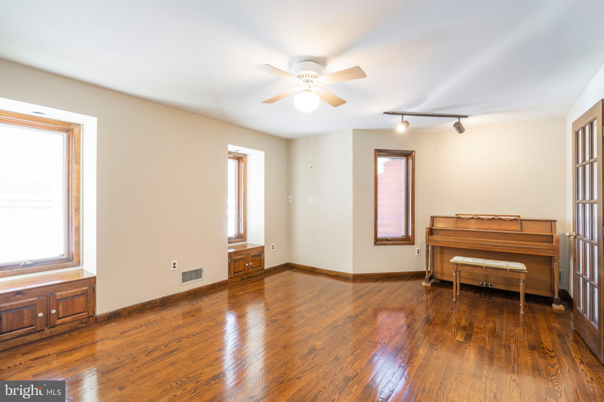 1805 Brooks Road West Chester, PA 19382 - Photo 16 of 59 Gallery Image 16