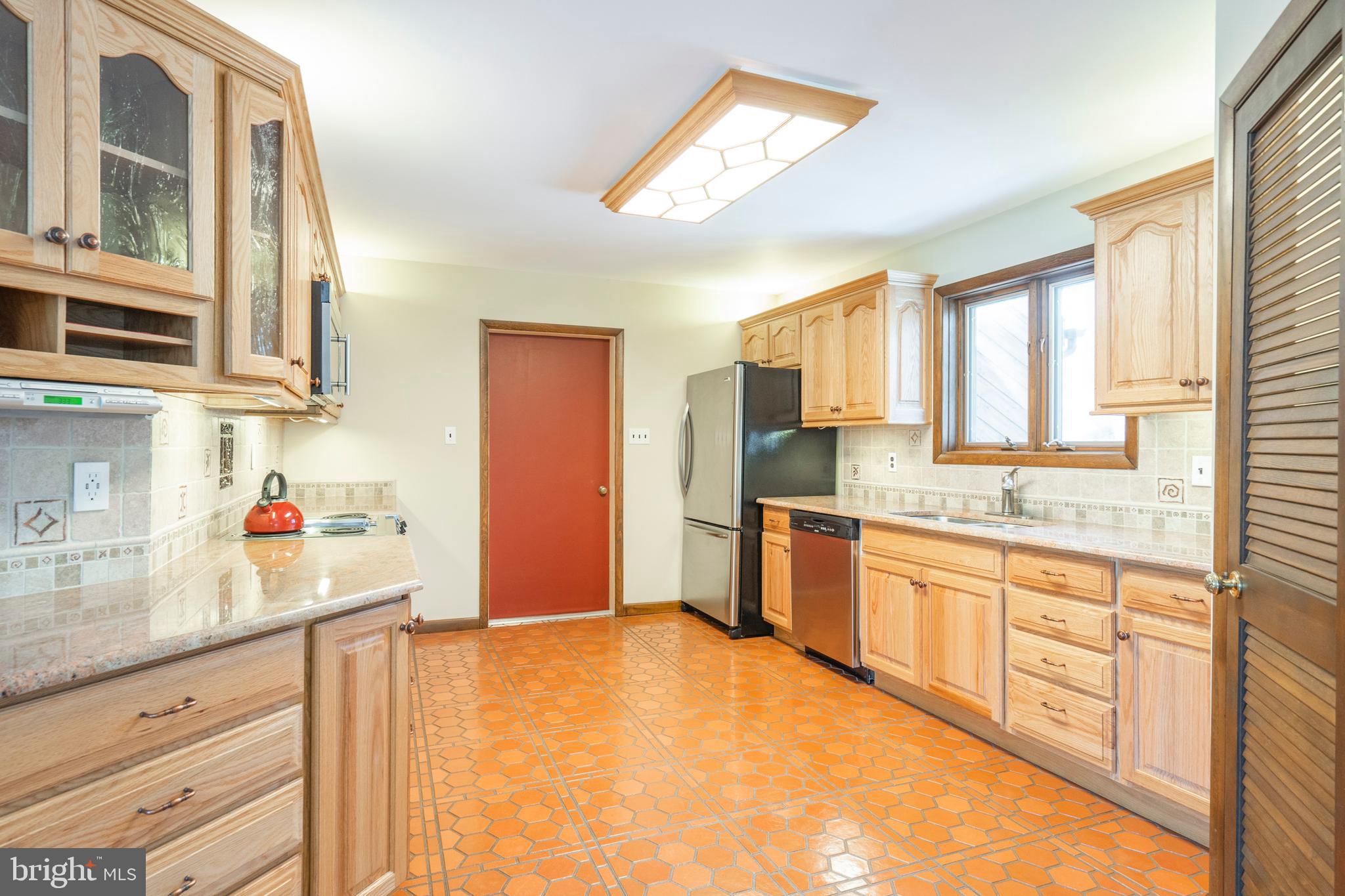 1805 Brooks Road West Chester, PA 19382 - Photo 20 of 59 Gallery Image 20
