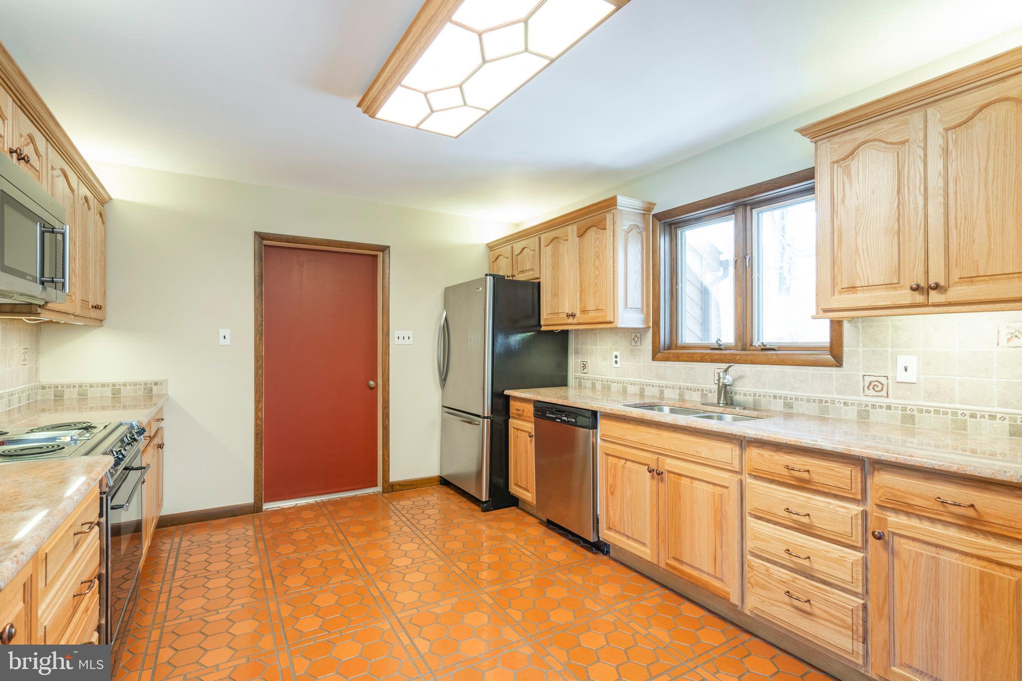 1805 Brooks Road West Chester, PA 19382 - Photo 22 of 59 Gallery Image 22
