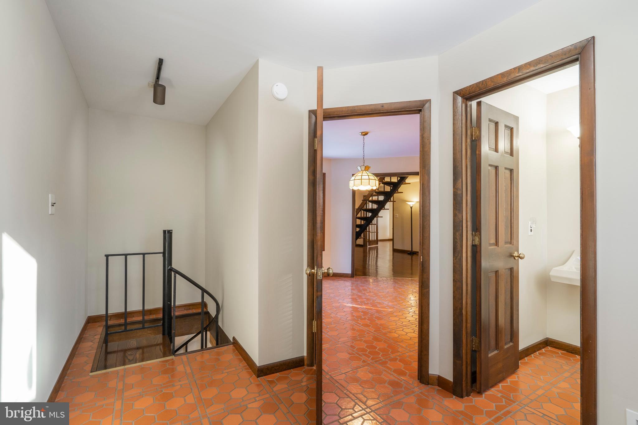 1805 Brooks Road West Chester, PA 19382 - Photo 25 of 59 Gallery Image 25