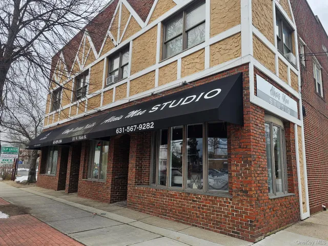 $2,150 | 2 A Somerset Avenue, Unit APARTMENT #4, East Islip, NY 11730