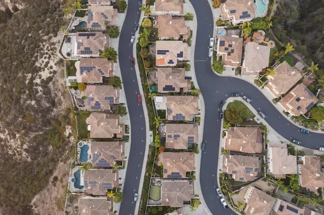 $2,698,000 | 3596 Torrey View Court, San Diego, CA 92130