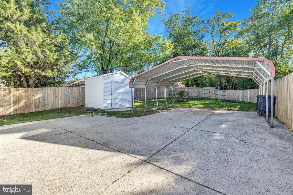 5003 Addison Road Capitol Heights, MD 20743 - Photo 28 of 35