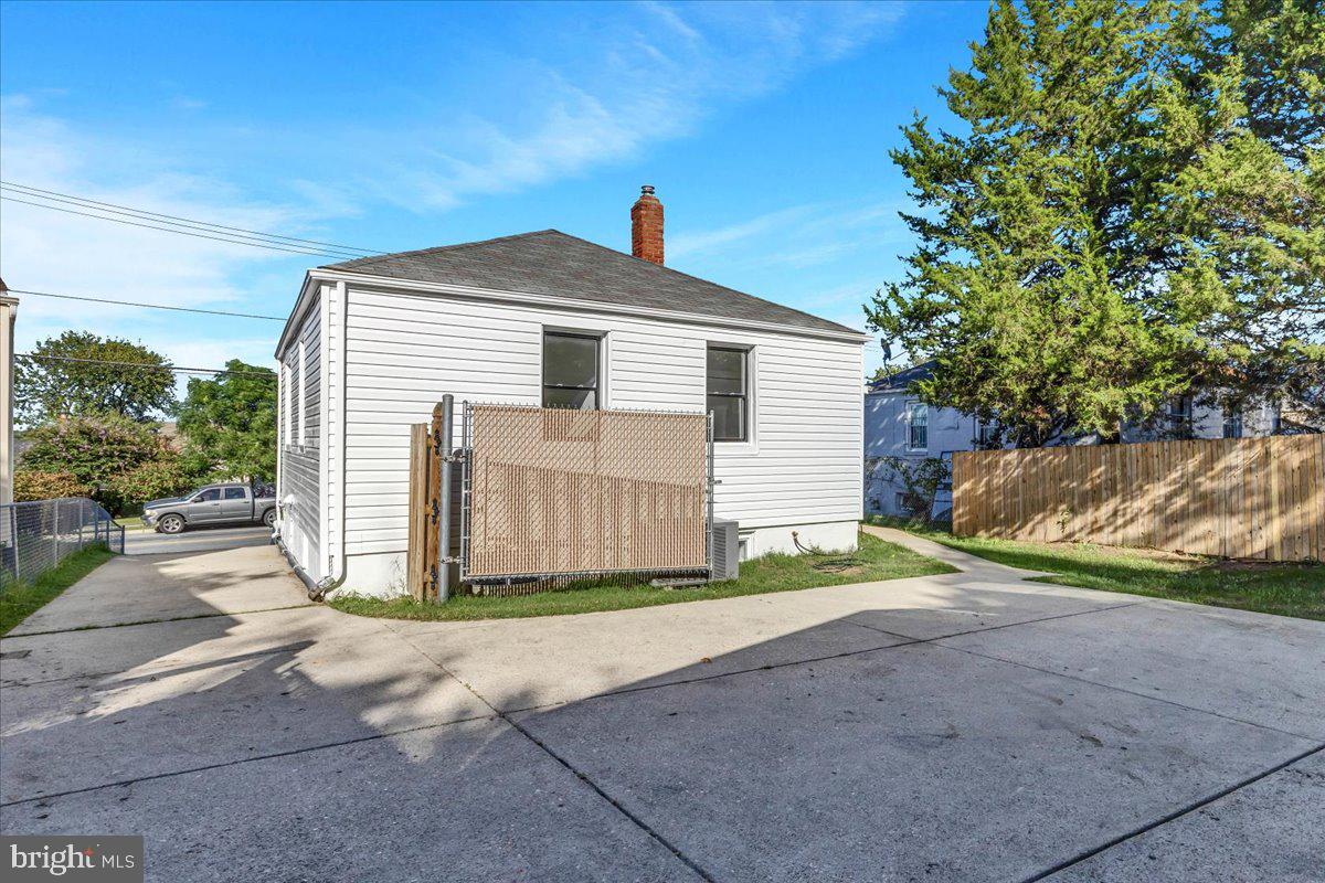 5003 Addison Road Capitol Heights, MD 20743 - Photo 30 of 35