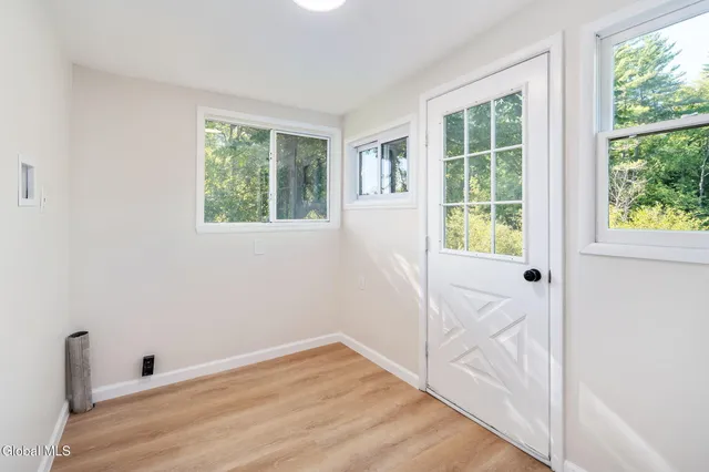 $279,999 | 4670 Western Turnpike, Guilderland, NY 12009