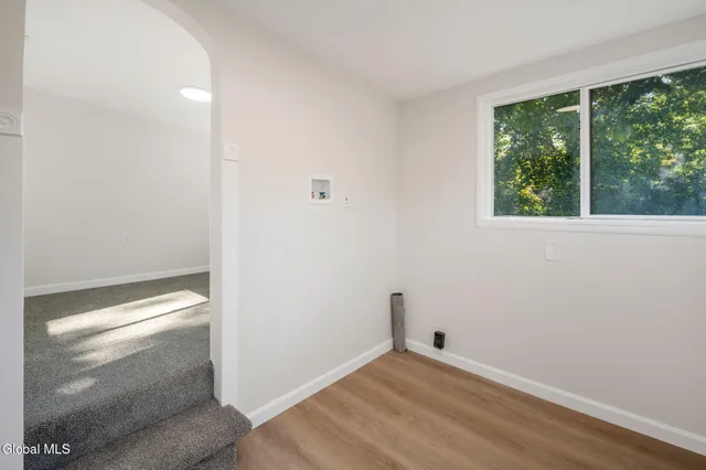 $279,999 | 4670 Western Turnpike, Guilderland, NY 12009