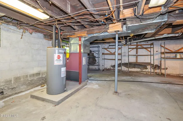 $279,999 | 4670 Western Turnpike, Guilderland, NY 12009