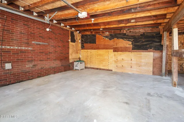 $279,999 | 4670 Western Turnpike, Guilderland, NY 12009