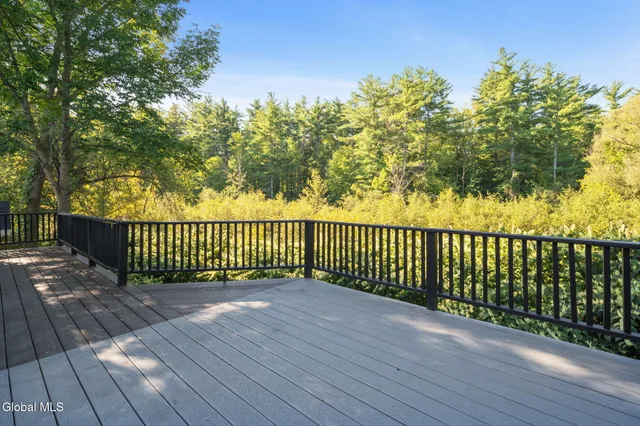 $279,999 | 4670 Western Turnpike, Guilderland, NY 12009