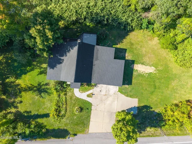 $279,999 | 4670 Western Turnpike, Guilderland, NY 12009