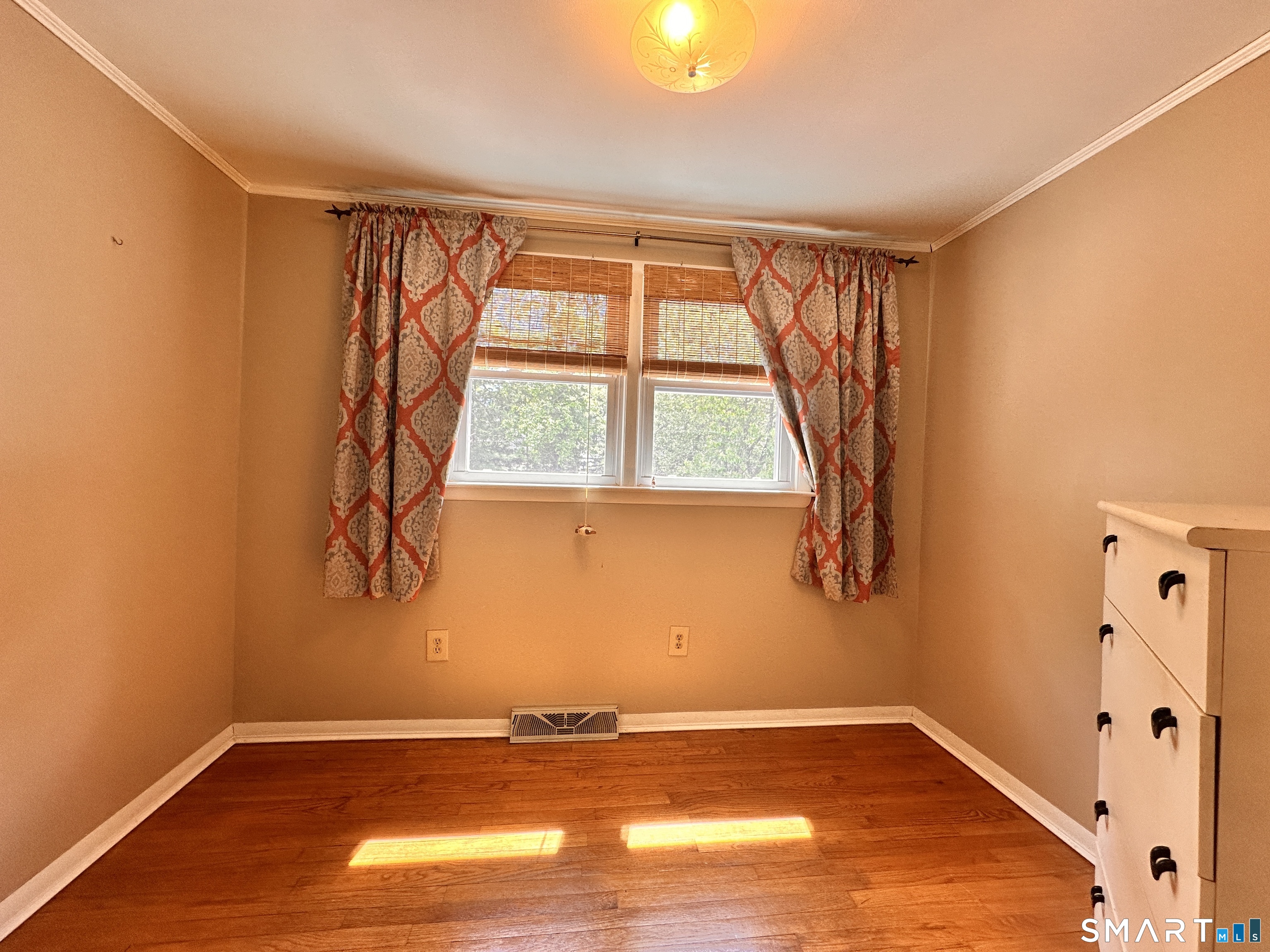 761 Jones Hill Road West Haven, CT 06516 - Photo 25 of 39