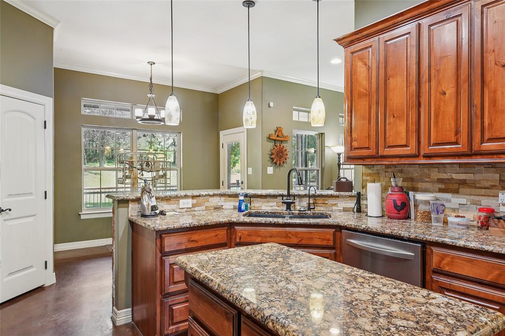 1433 Old Sadler Road Sadler, TX 76264 - Photo 14 of 40