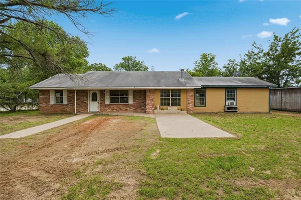 $159,999 | 356 Farney Road, Golinda, TX 76655
