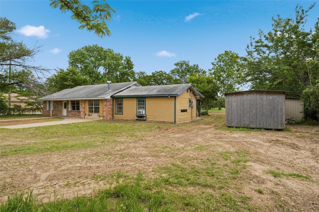 356 Farney Road Golinda, TX 76655 - Photo 2 of 15