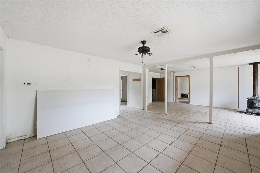 356 Farney Road Golinda, TX 76655 - Photo 3 of 15