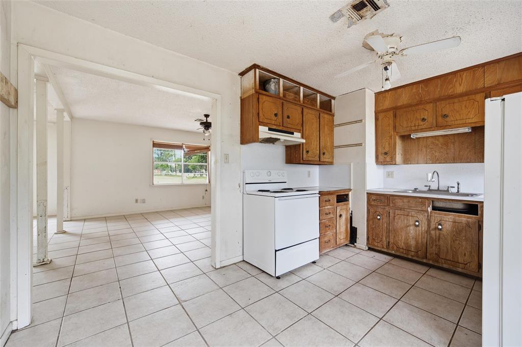 356 Farney Road Golinda, TX 76655 - Photo 6 of 15