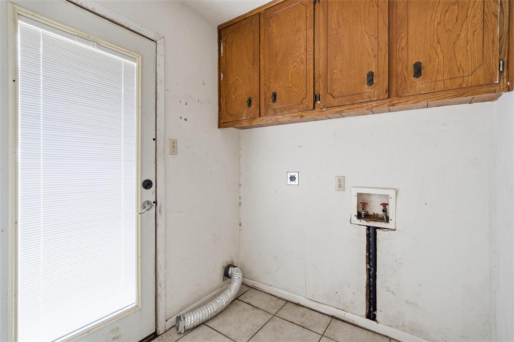 356 Farney Road Golinda, TX 76655 - Photo 7 of 15