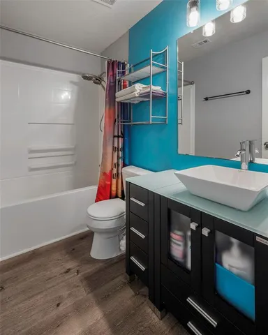 $499,999 | 7305 Meadowwood Drive, Rowlett, TX 75089