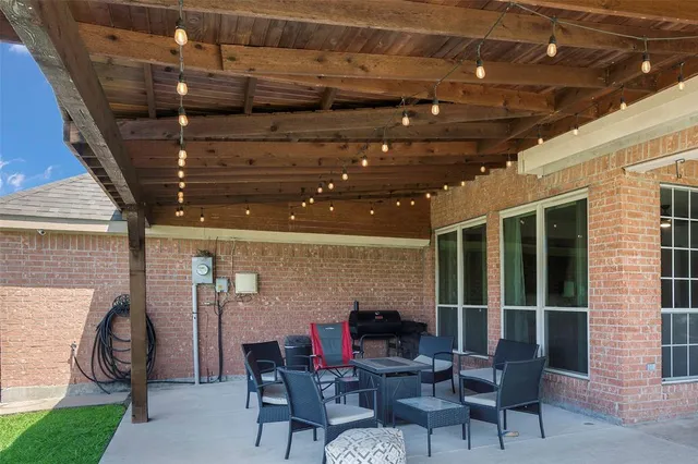 $499,999 | 7305 Meadowwood Drive, Rowlett, TX 75089