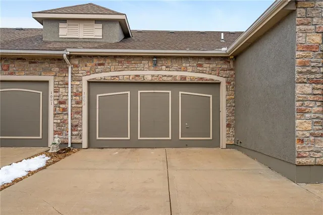 $437,500 | 11213 South Rene Street, Unit 1002, Olathe, KS 66215
