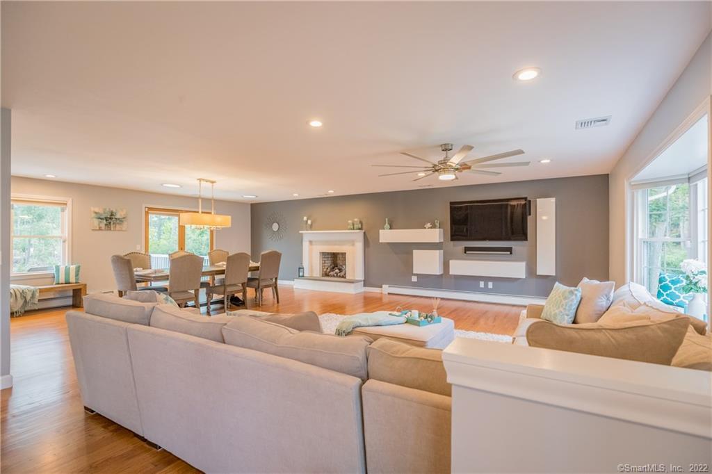 124 Chatterton Way Hamden, CT 06518 - Photo 1 of 1