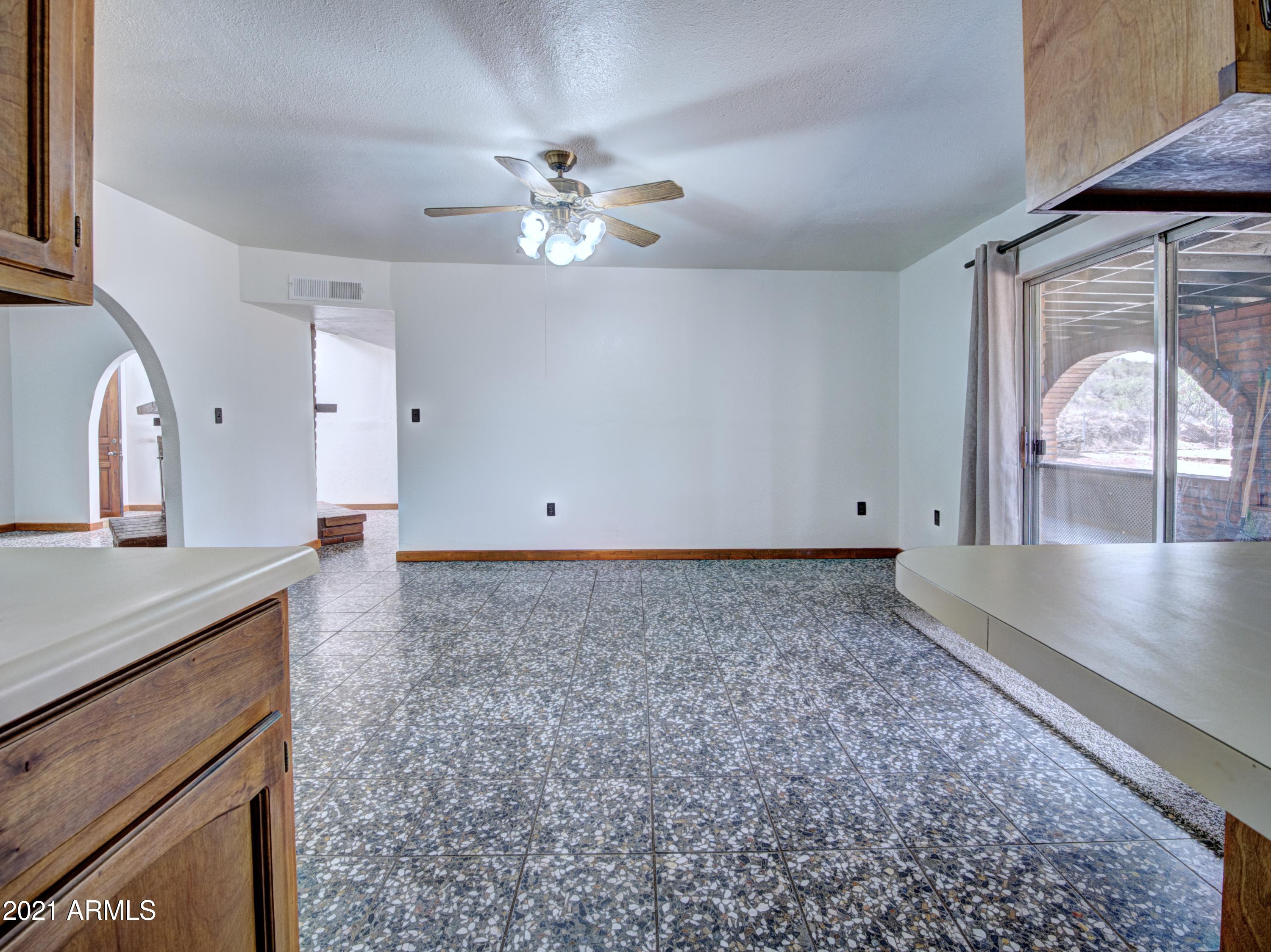 962 Calle Hernandez Rio Rico, AZ 85648 - Photo 7 of 32 28 (1)