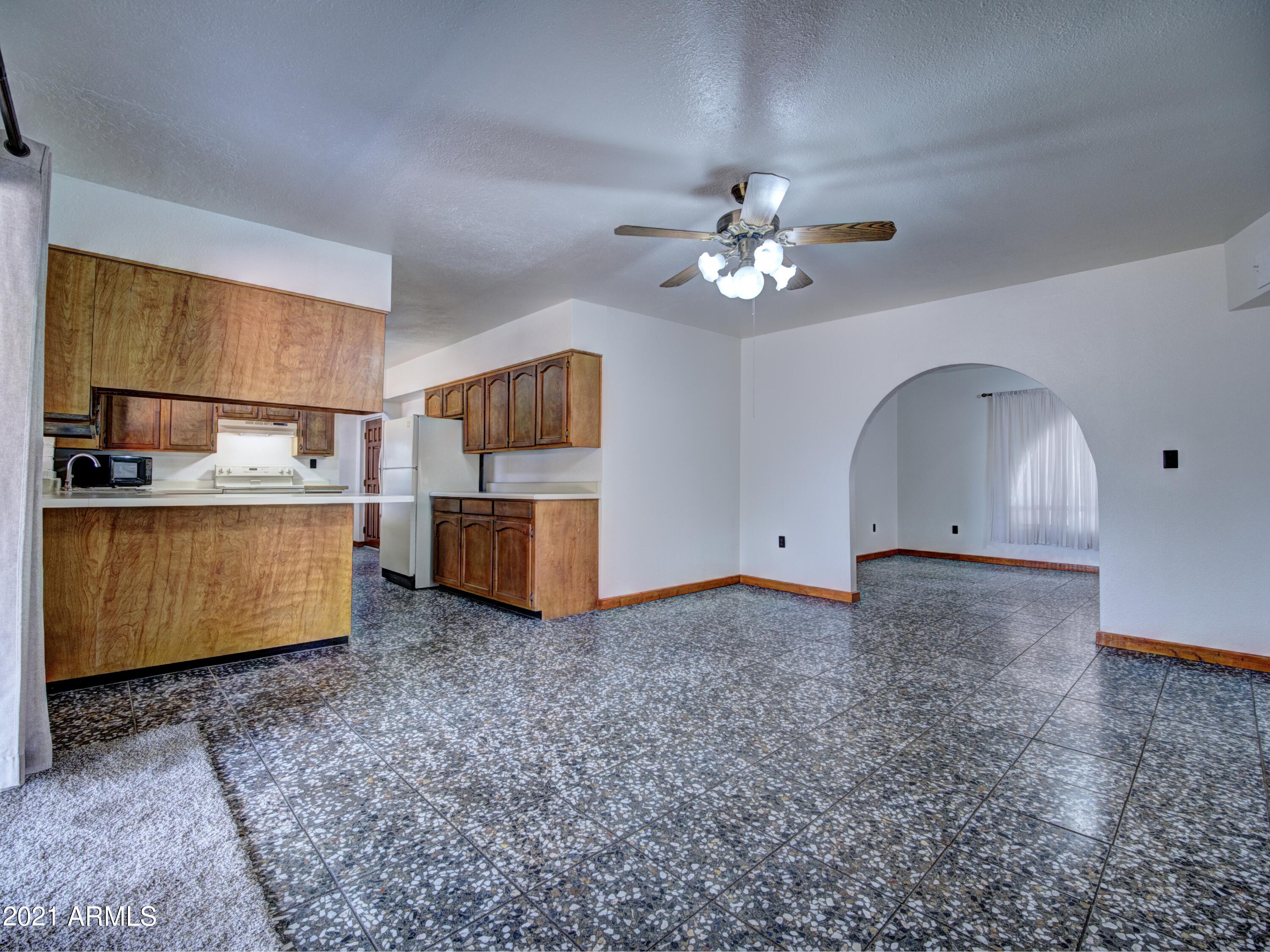 962 Calle Hernandez Rio Rico, AZ 85648 - Photo 8 of 32 30 (1)