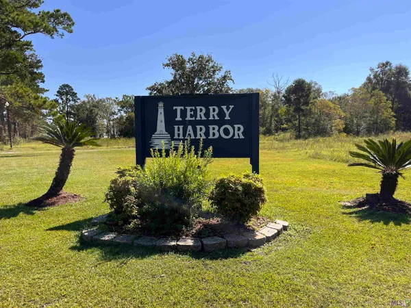 $59,900 | 32742 Cypress Drive, Springfield, LA 70462