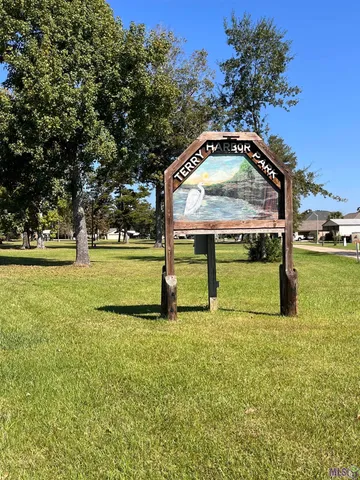 $60,000 | 32742 Cypress Drive, Springfield, LA 70462