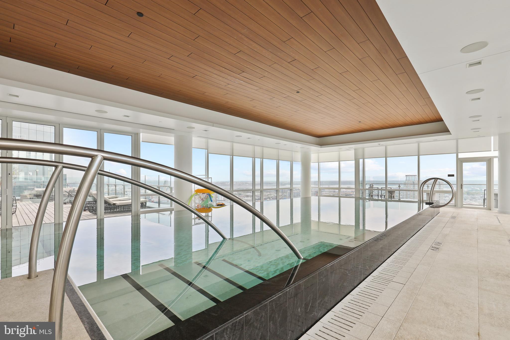 300 International Drive, Unit 2403 Baltimore, MD 21202 - Photo 32 of 36